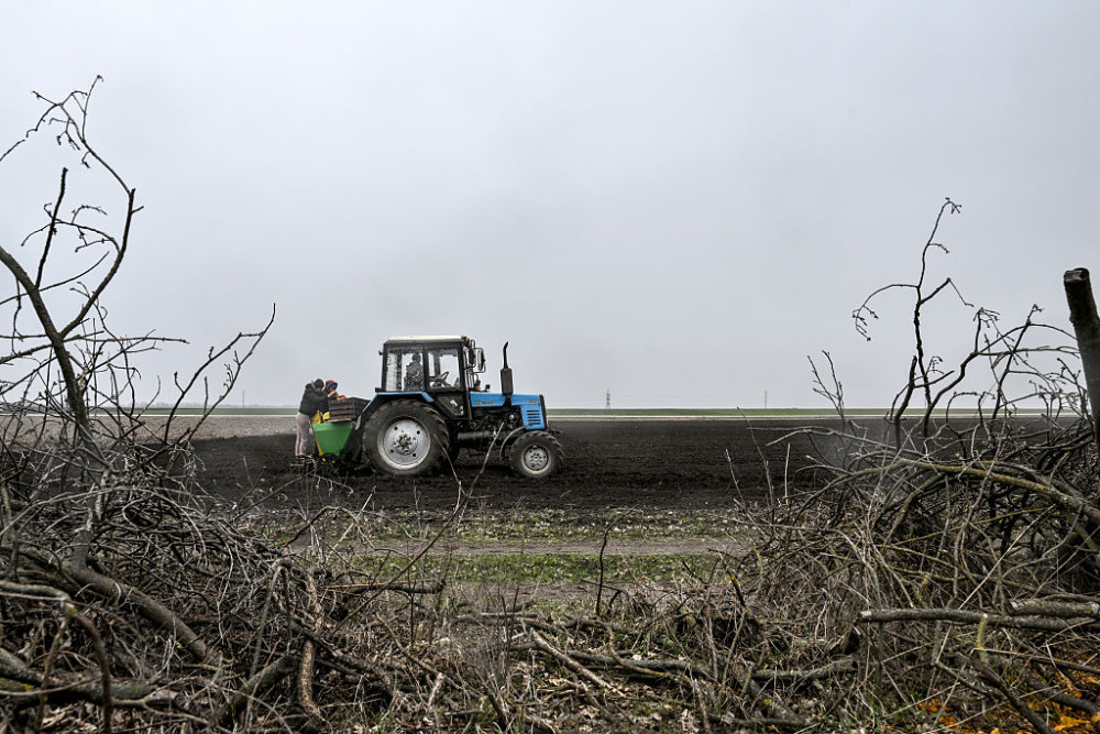 The EU is under pressure due to rising fertilizer prices caused by the war in the Middle East.