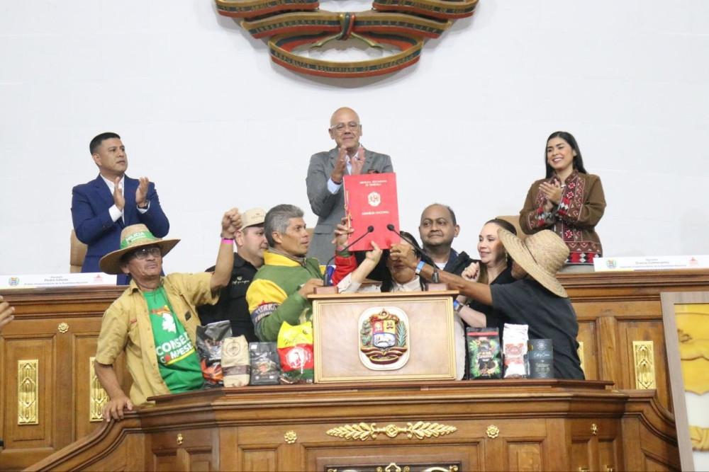Venezuela: Ley para el Fomento y Promoción del Café protegerá el trabajo de las familias caficultoras